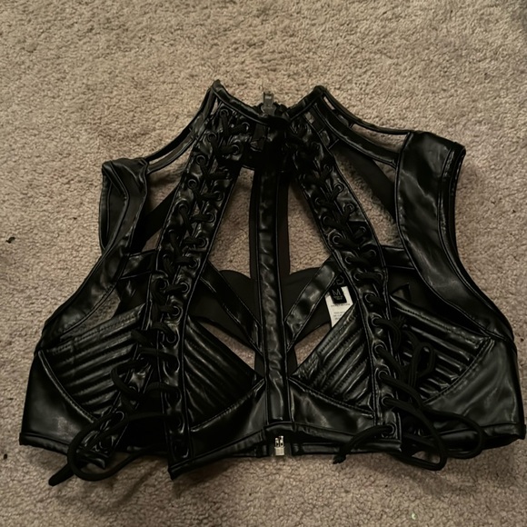 Rude Awakening top - Picture 6 of 6